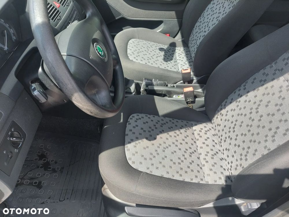 Skoda Fabia 1.2 12V Ambiente - 16
