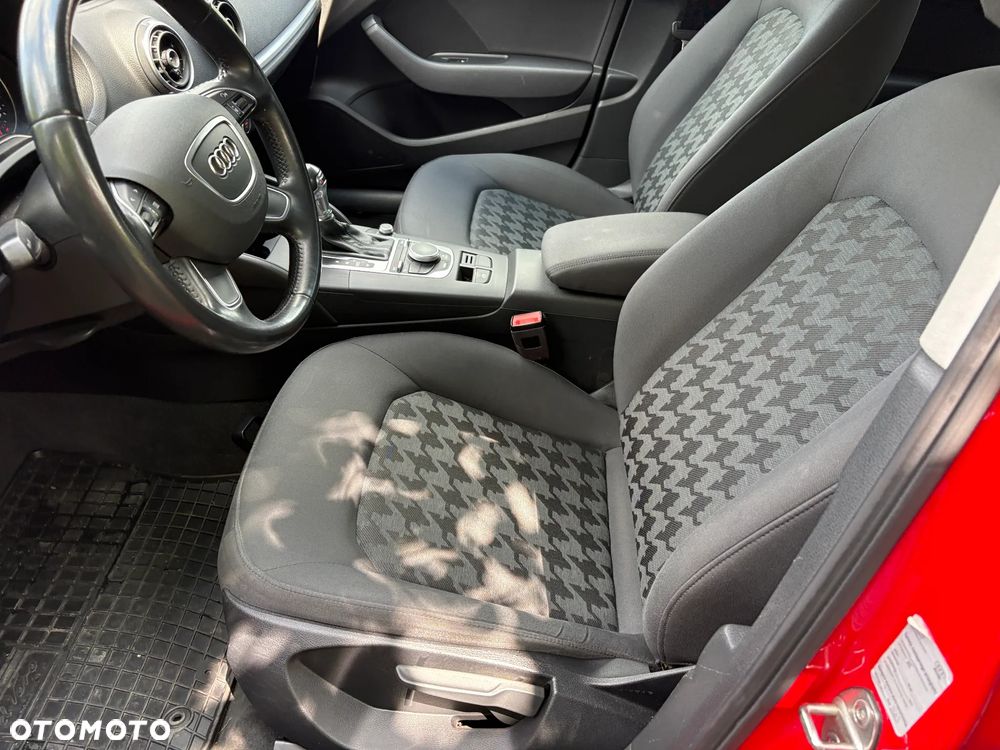 Audi A3 Limousine 1.4 TFSI Ambition S tronic - 12