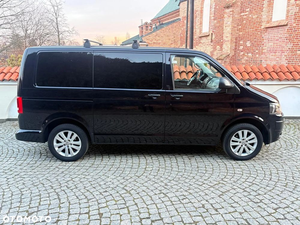 Volkswagen Multivan - 4