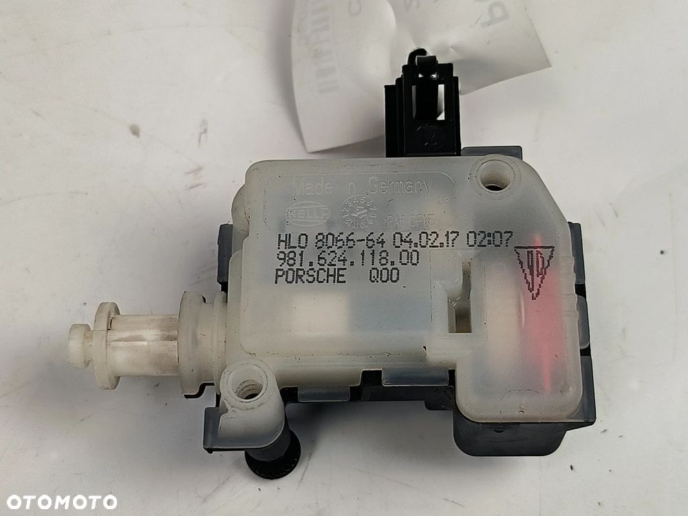 Siłownik zamka tylnej klapy bagażnika  98162411800 Porsche Boxtser 718  2017r. - 1