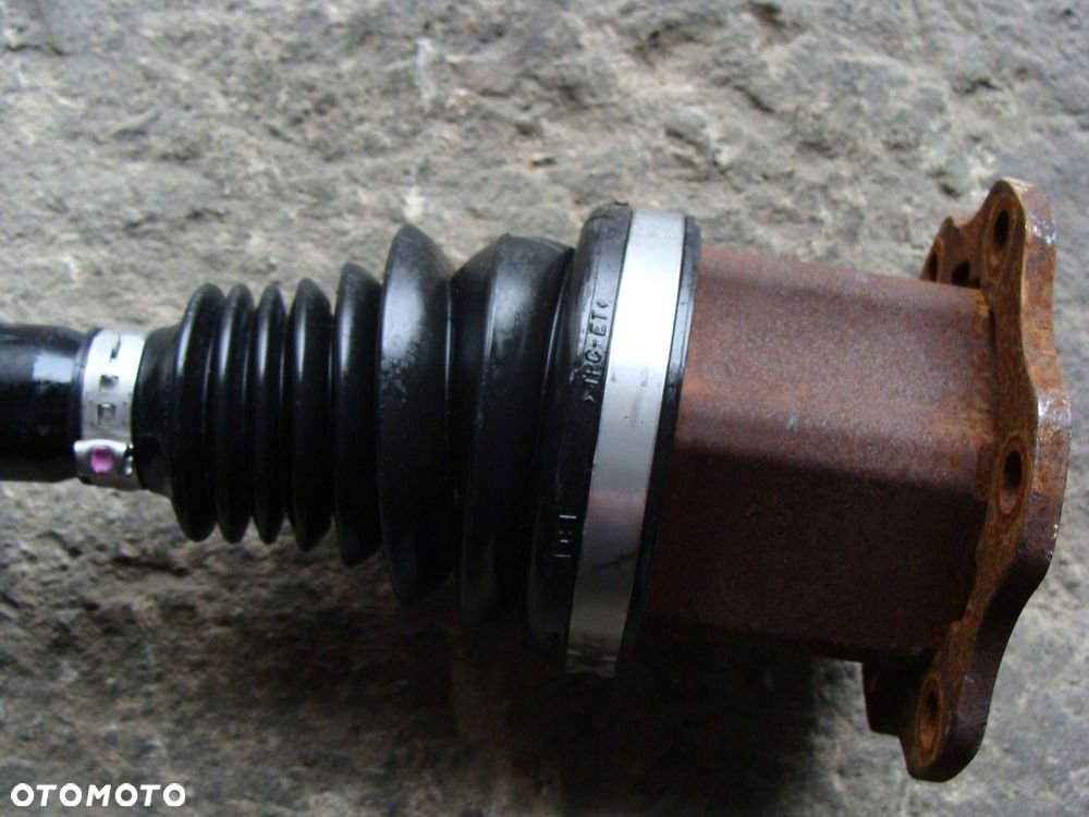 półoś lewa audi a4 a5 b8 8k0407271al 2.0 tdi - 3
