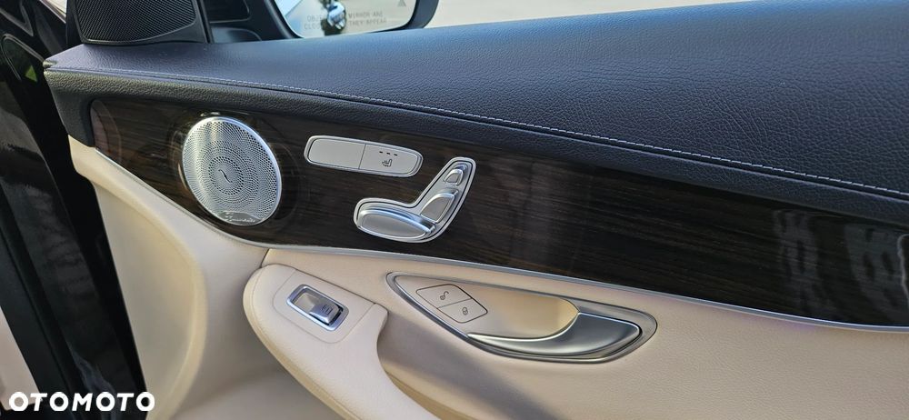Mercedes-Benz GLC 300 4Matic 9G-TRONIC - 16
