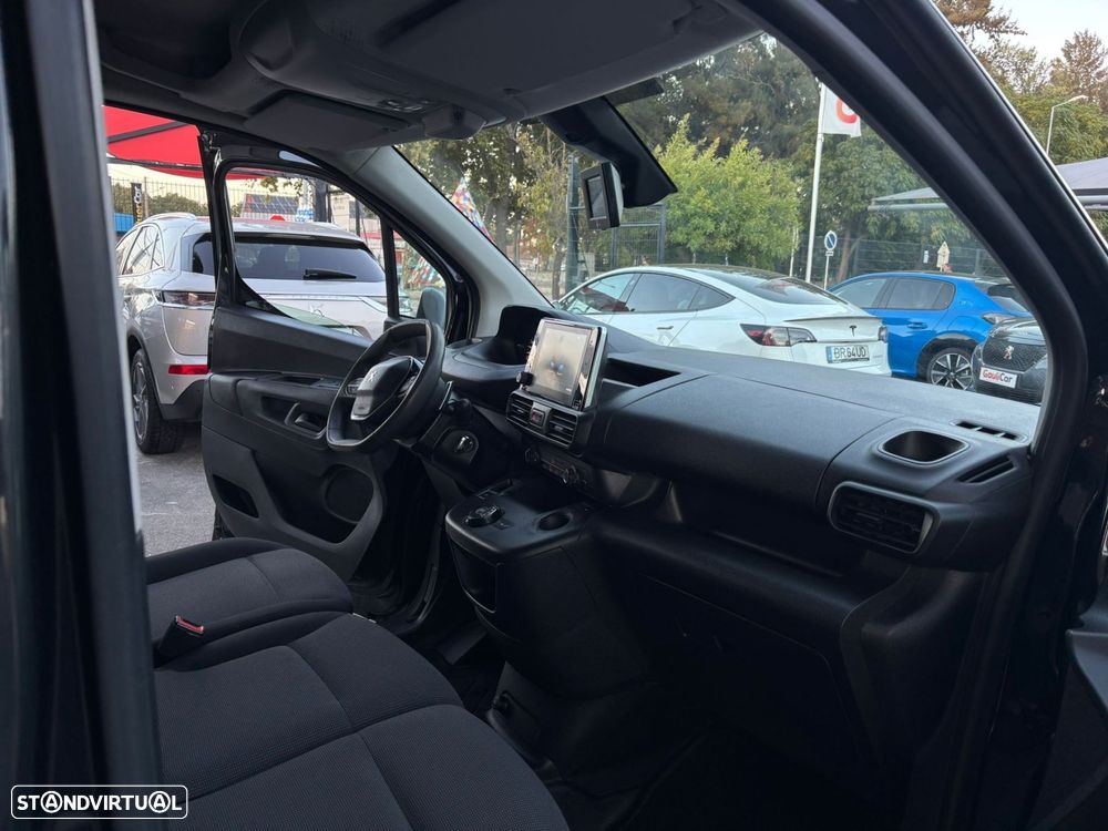 Peugeot Partner 1.5 BlueHDi Asphalt Longa EAT8 - 27
