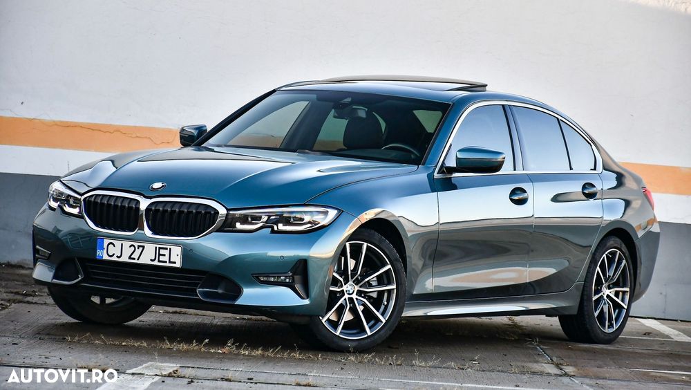 BMW Seria 3 330i xDrive AT - 2