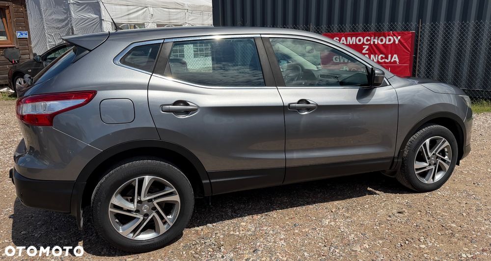 Nissan Qashqai 1.2 DIG-T Tekna EU6 - 4