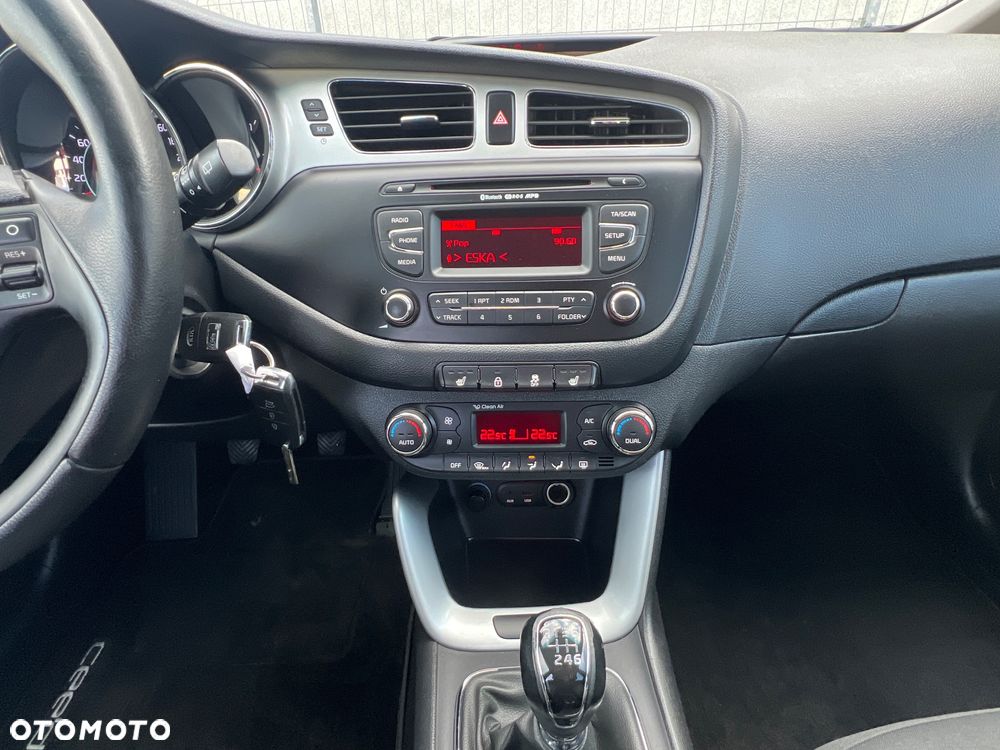 Kia Ceed 1.4 CVVT - 22