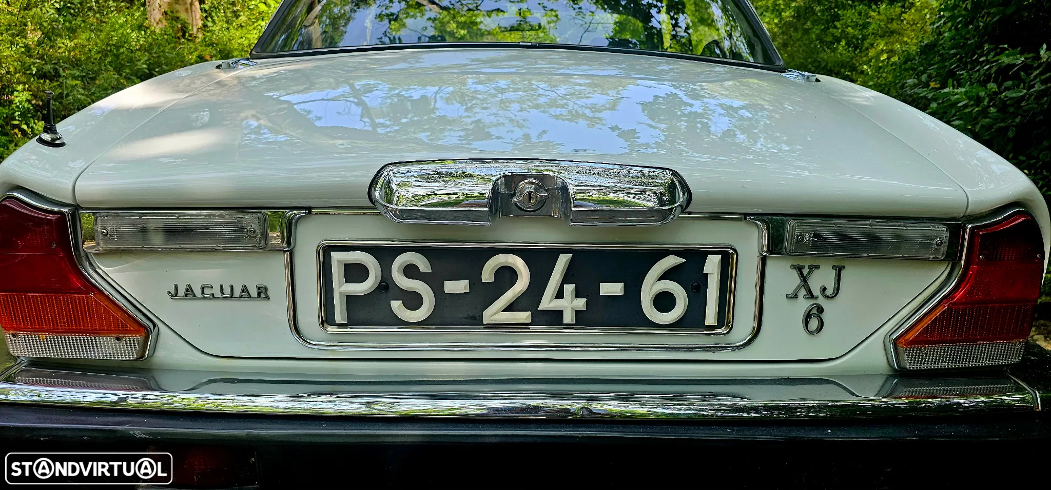 Jaguar XJ - 9