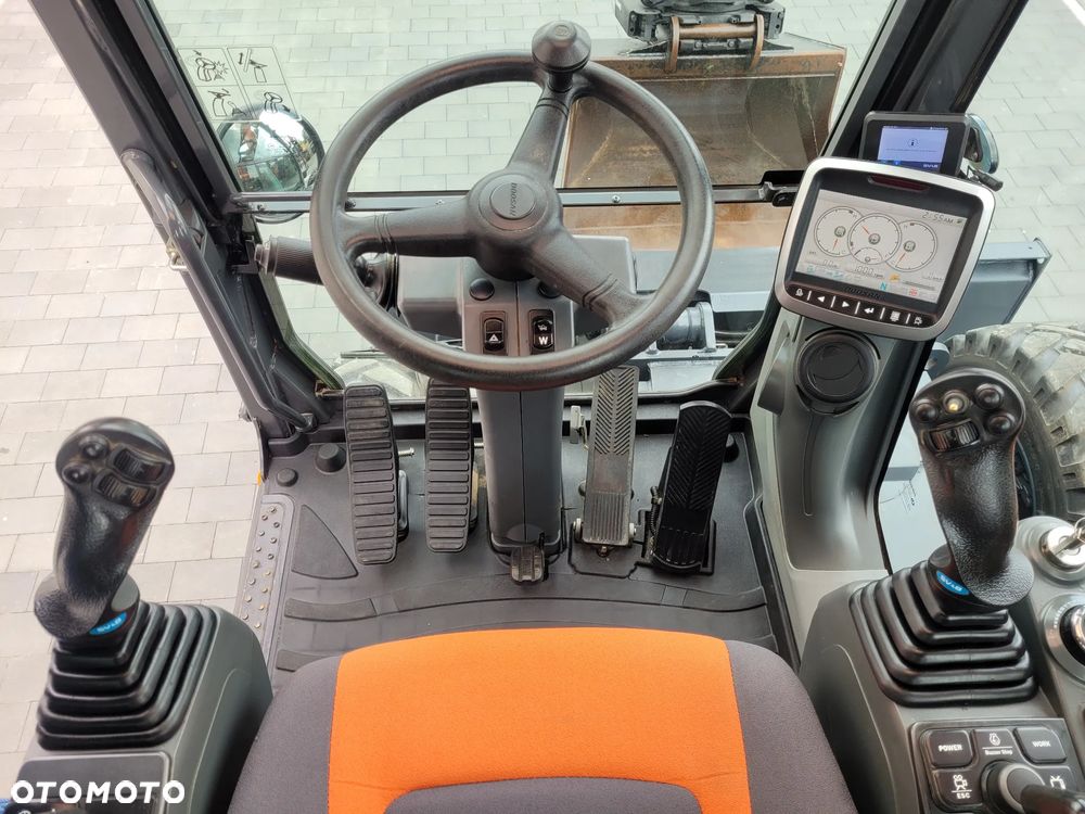 Doosan DX-165W / ROTOTILT ze szczypcami / COMPACT / - 21