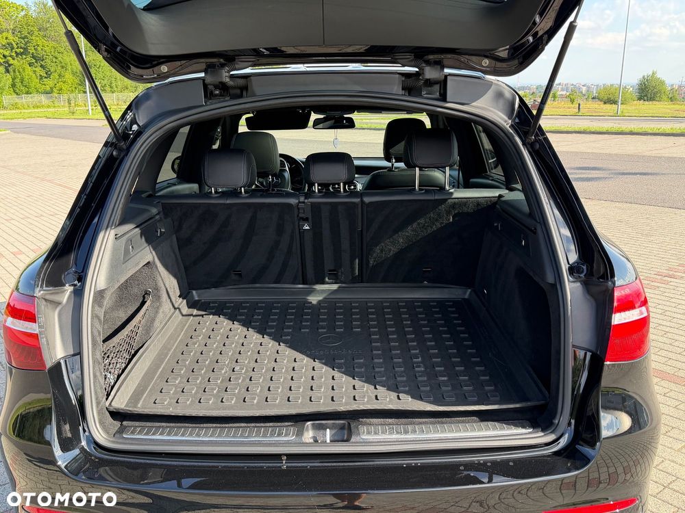 Mercedes-Benz GLC - 4