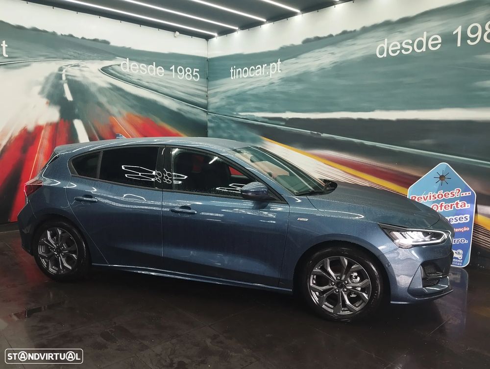 Ford Focus 1.0 EcoBoost MHEV ST-Line - 4