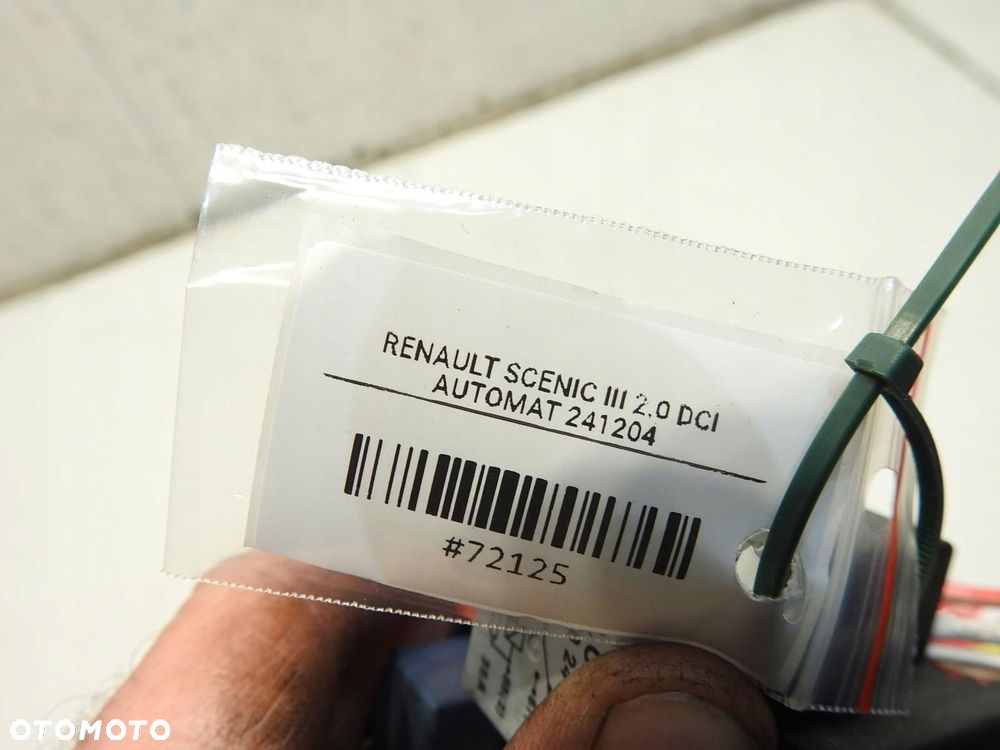 SKRZYNKA BEZPIECZNIKÓW RENAULT SCENIC III 2.0 DCI 1801330-1C - 4