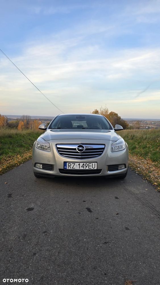 Opel Insignia - 2