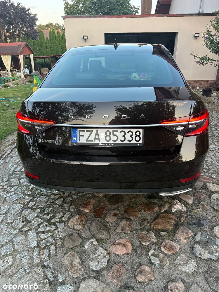 Skoda Superb 2.0 TDI SCR L&K DSG - 19
