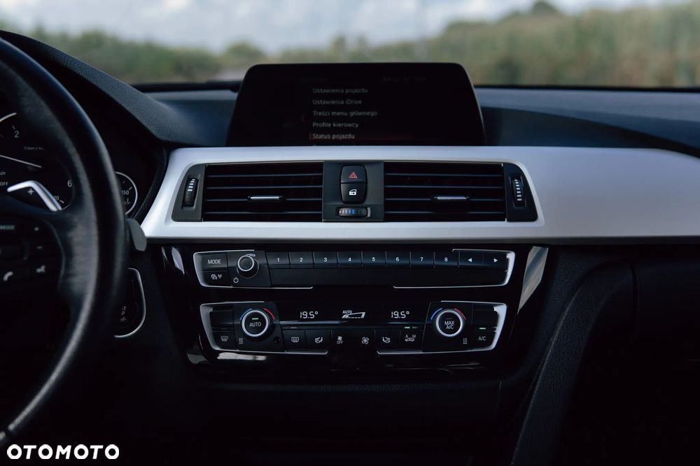 BMW Seria 3 320d Advantage - 9