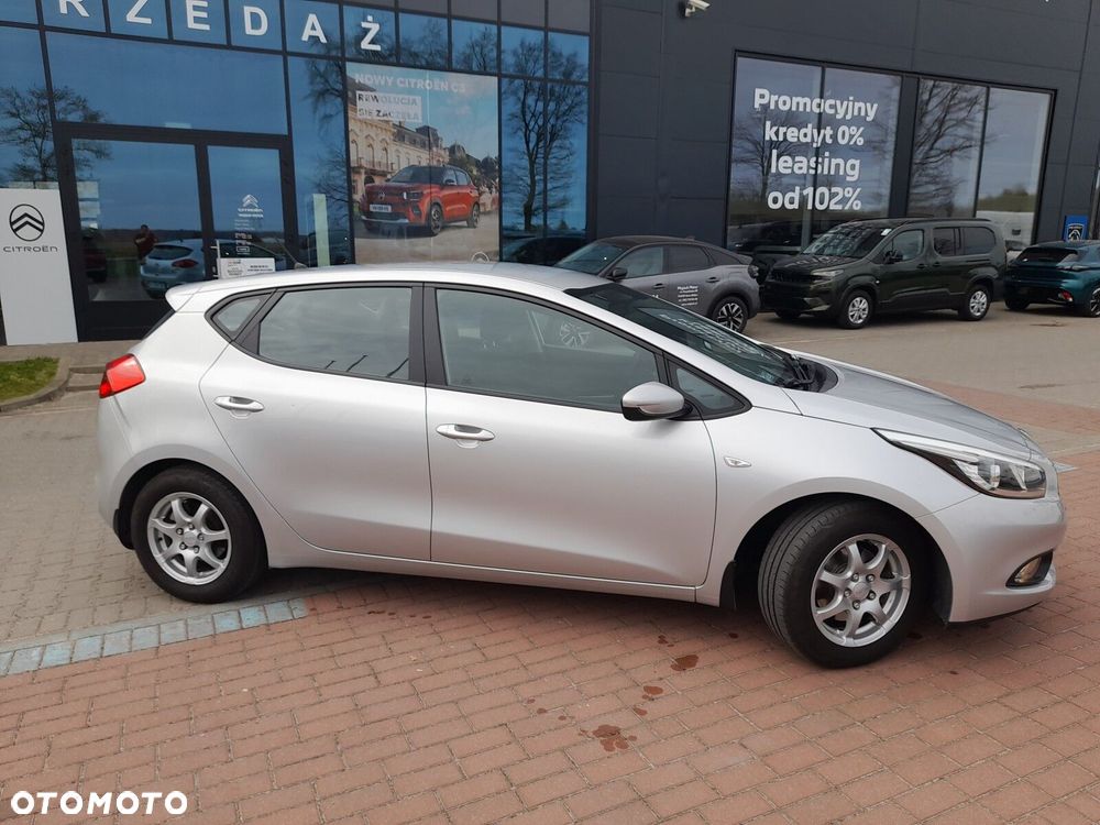 Kia Ceed 1.6 GDI M - 4