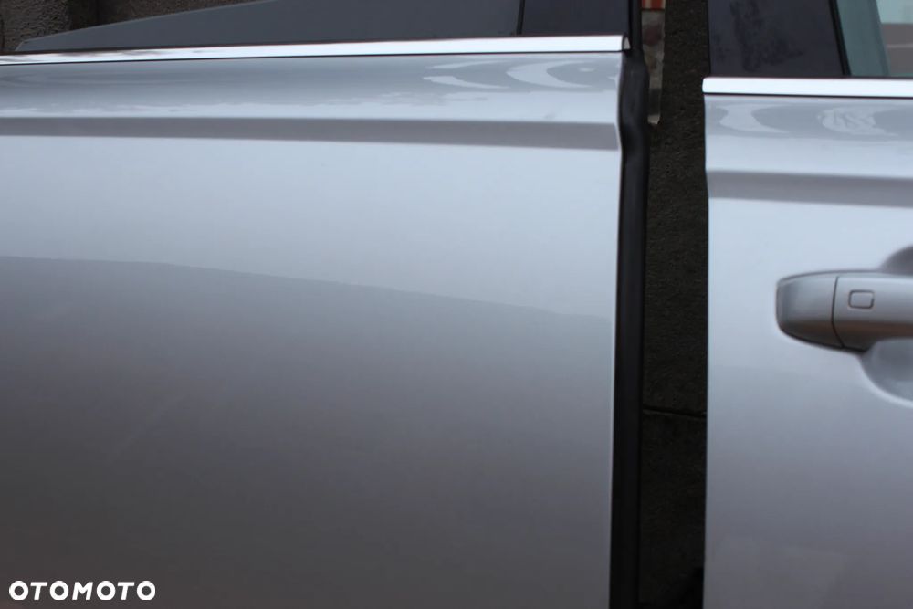 DRZWI PRZEDNIE TYLNE PRAWE AUDI A6 C7 AVANT LY5Q 2015 - 21