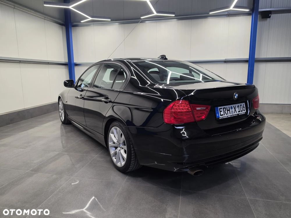 BMW Seria 3 318i Edition Exclusive - 10