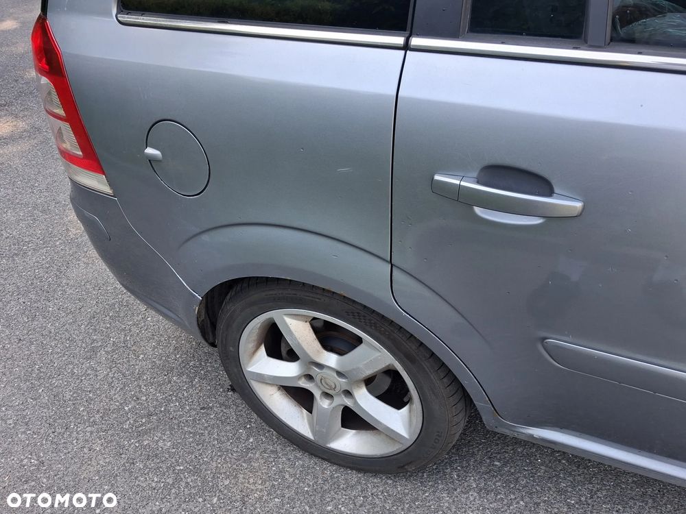 Opel Zafira 1.7 CDTI - 22