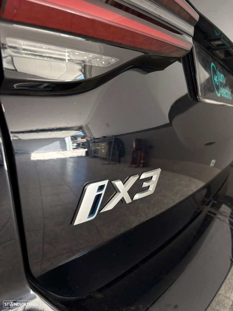 BMW iX3 M Sport Impressive - 9