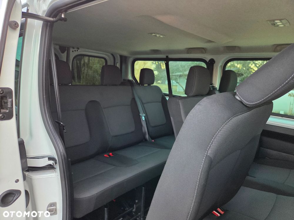 Renault Trafic 2.0 dCi - 16