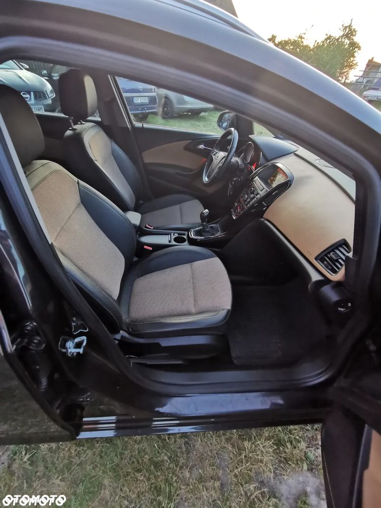Opel Astra 1.4 T Sport S&S EU6 - 12
