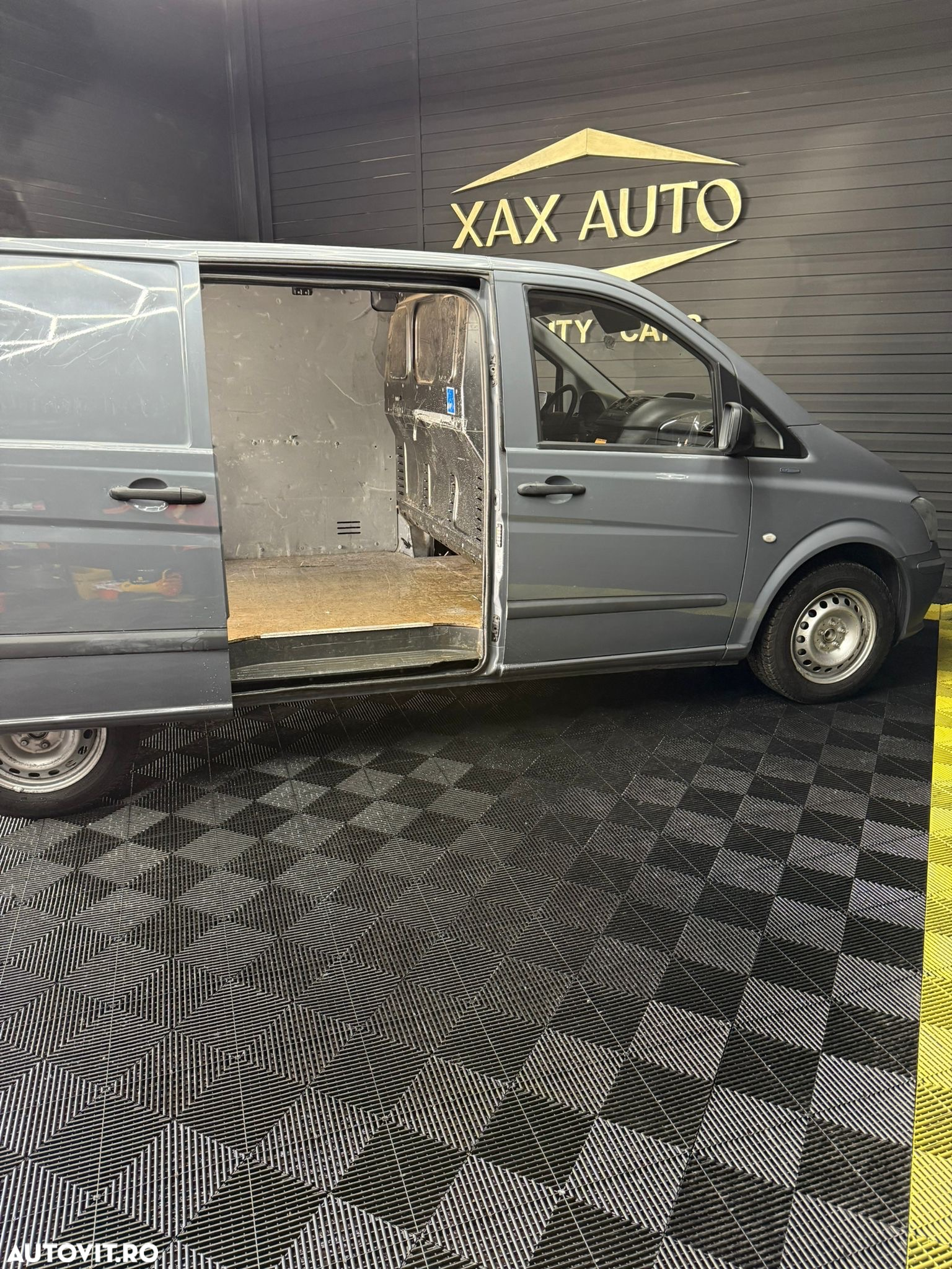 Mercedes-Benz Vito - 10