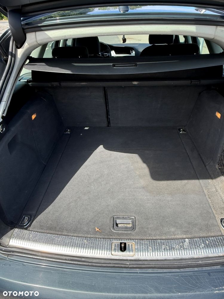 Audi A4 Avant - 14