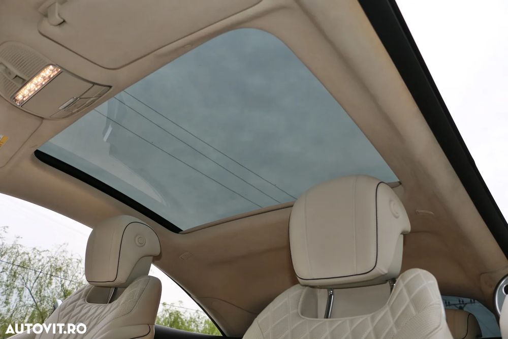 Mercedes-Benz S 560 4MATIC Coupe Aut - 31