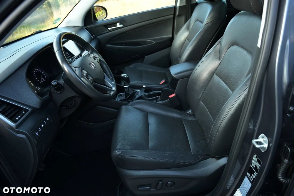 Hyundai Tucson 1.6 Turbo 4WD Premium - 27