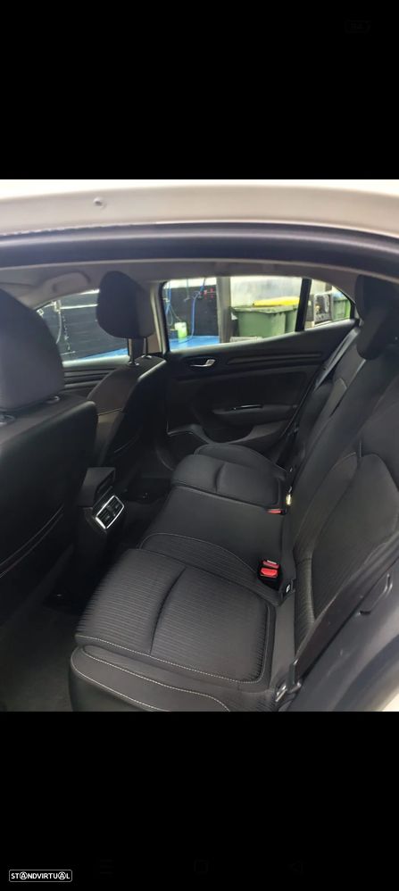 Renault Mégane BLUE dCi 115 INTENS - 15