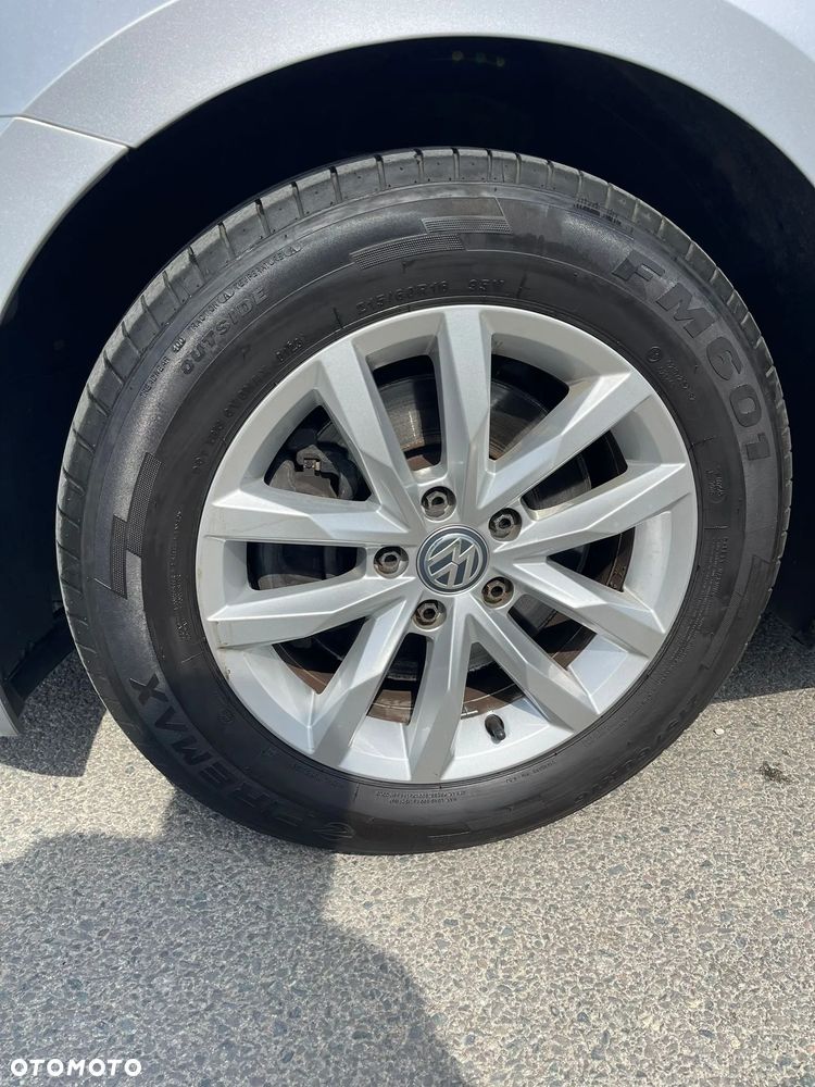 Volkswagen Passat - 15