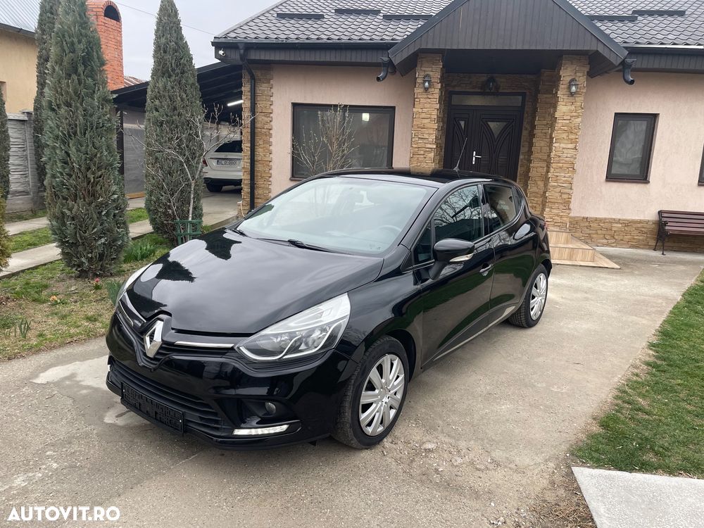 Renault Clio - 1