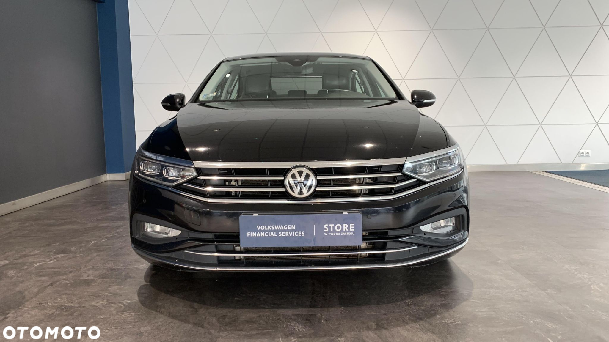 Volkswagen Passat 2.0 TDI 4Mot Elegance DSG - 8