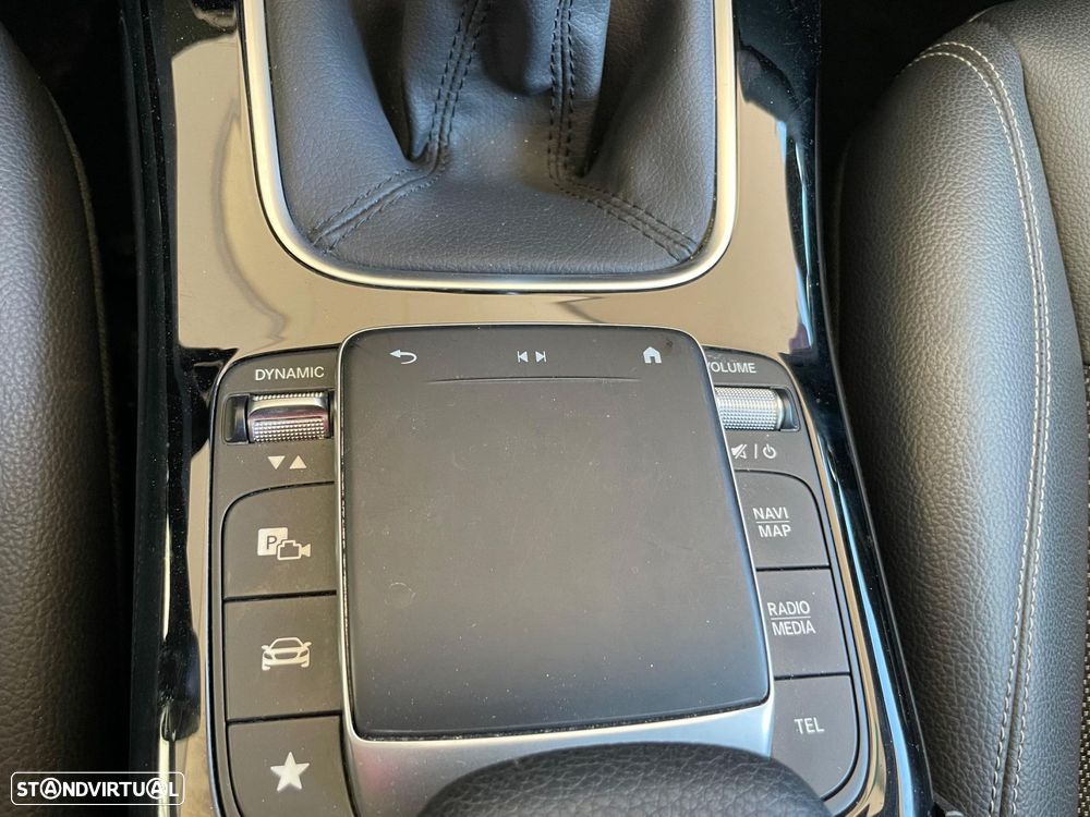 Mercedes-Benz A 180 Advanced Progressive - 26