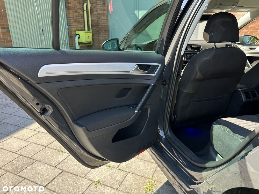 Volkswagen Golf 1.2 TSI BlueMotion Technology DSG Cup - 14