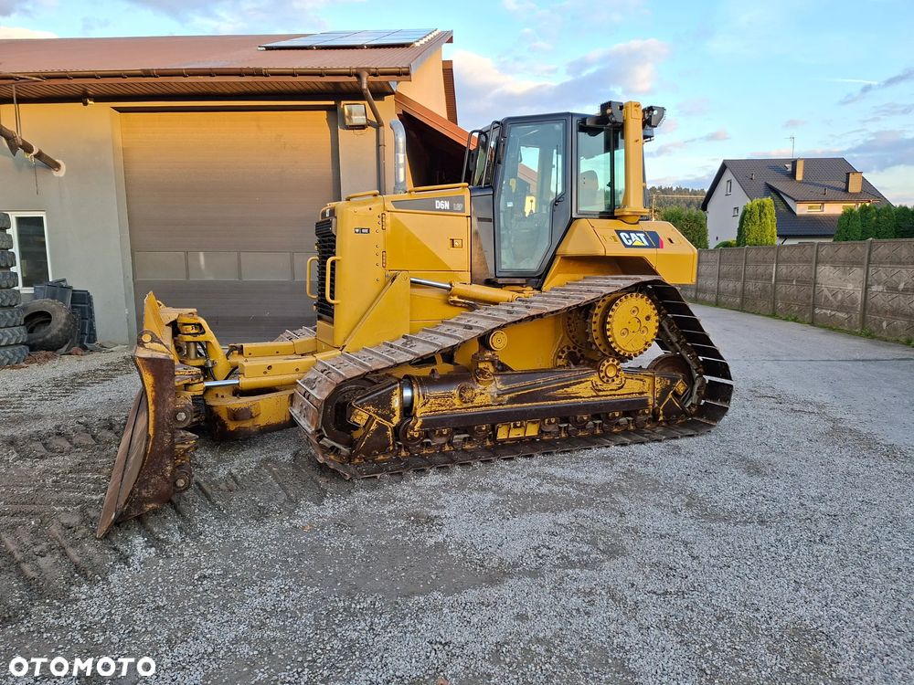 Caterpillar CAT D6N LGP - 1