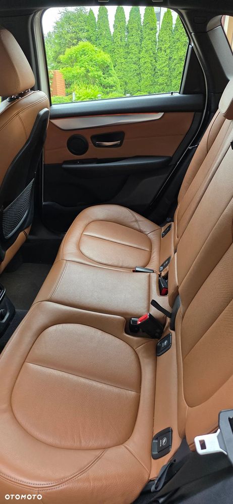 BMW Seria 2 216d M Sport - 10