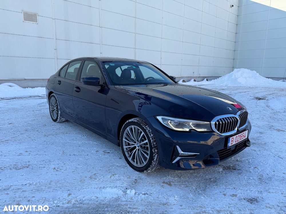 BMW Seria 3 330e Aut. Luxury Line - 1