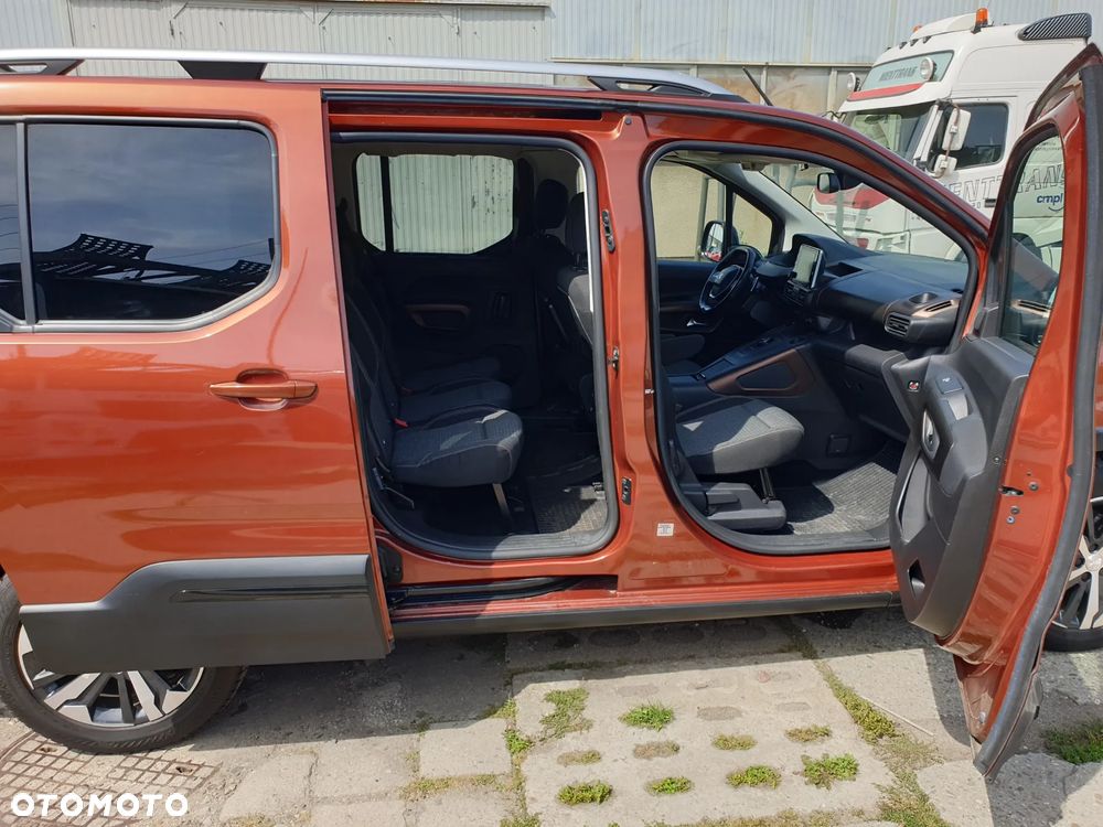 Peugeot Rifter - 16