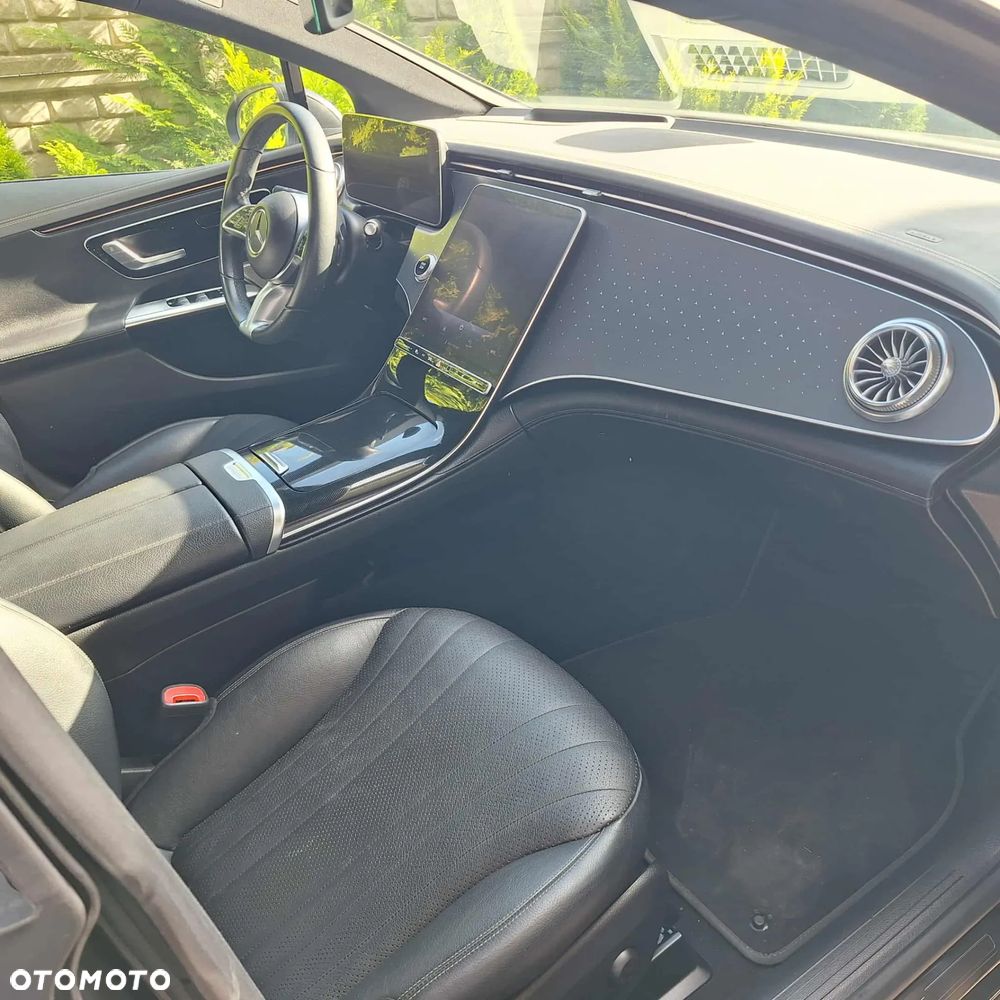 Mercedes-Benz EQE 350+ 90.5kWh Electric Art - 10