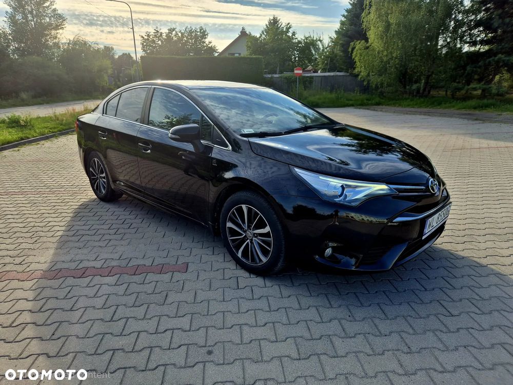 Toyota Avensis 1.8 Prestige - 1