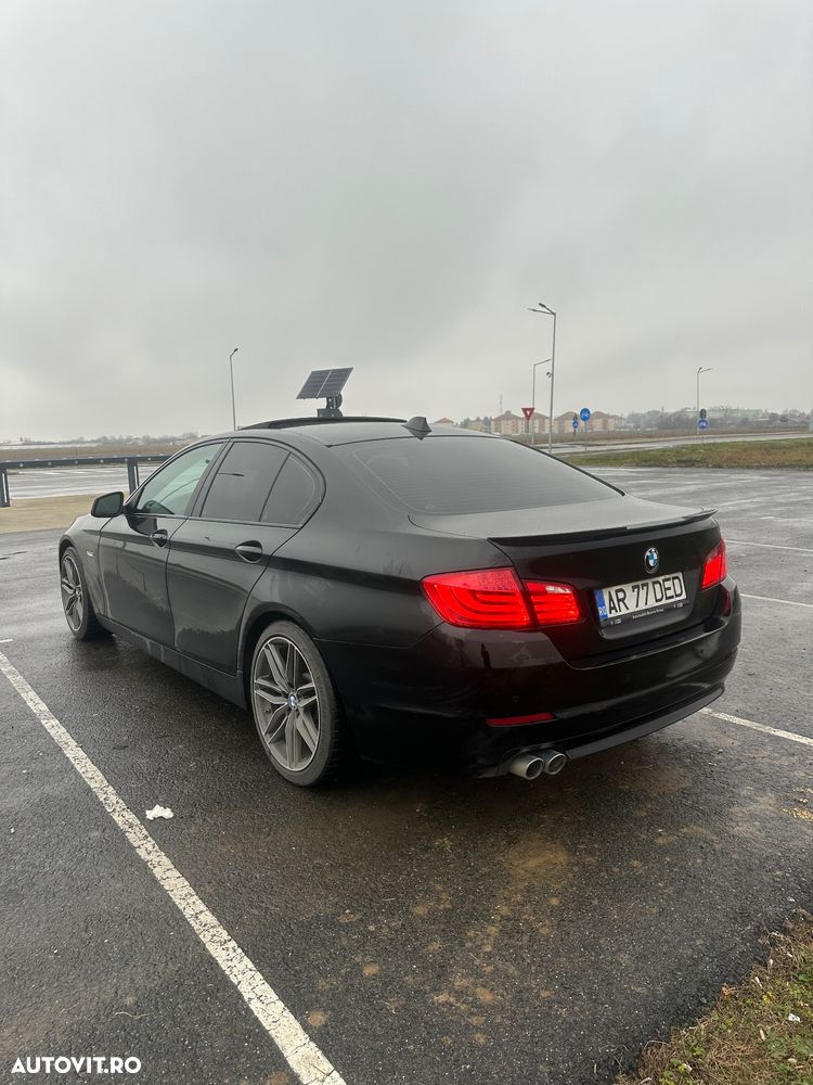 BMW Seria 5 520d - 5