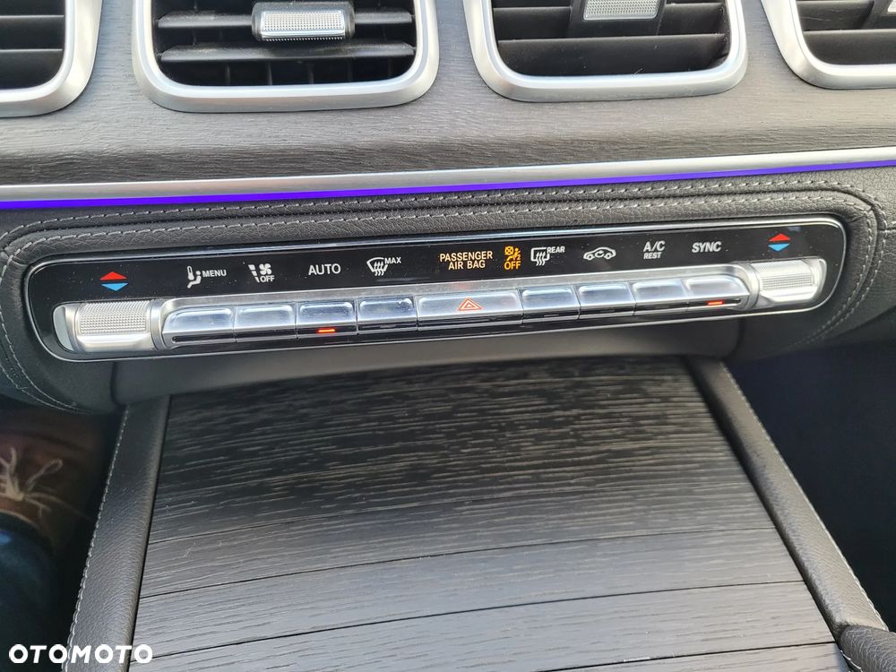 Mercedes-Benz GLE 400 d 4Matic 9G-TRONIC AMG Line - 31