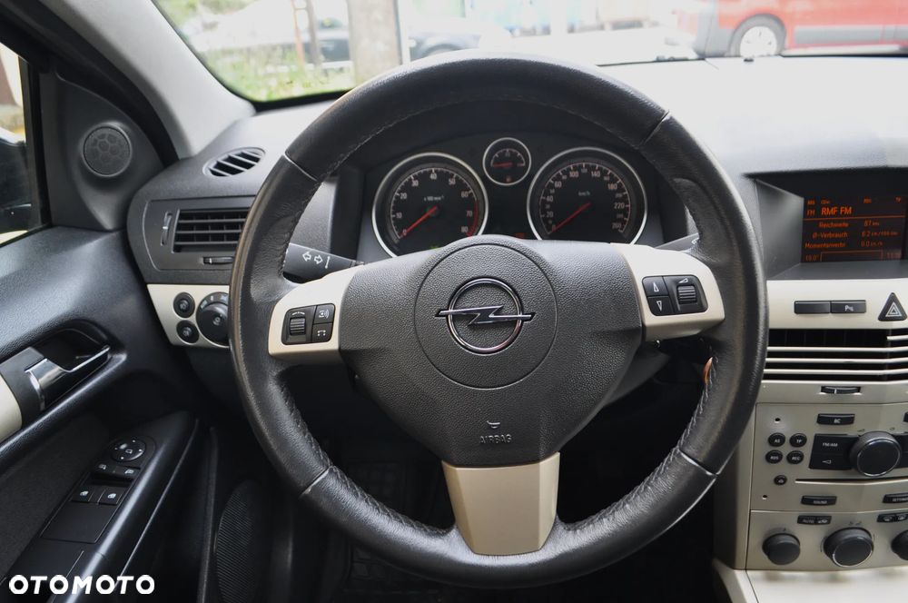 Opel Astra 1.6 Edition Sport - 13
