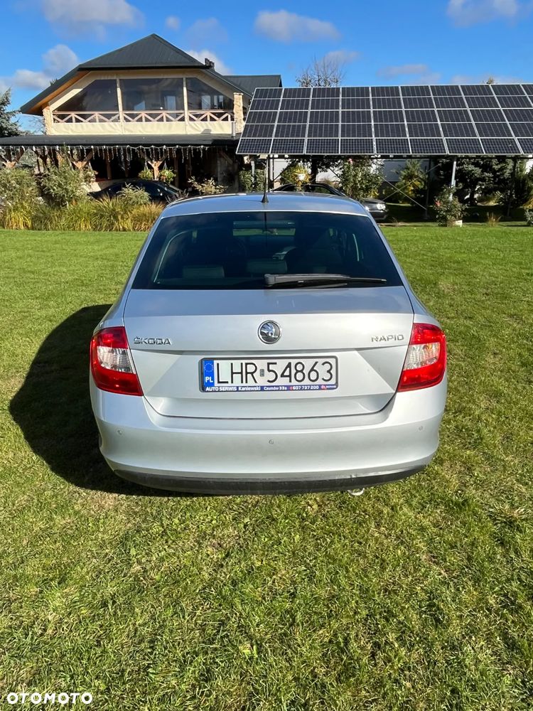 Skoda RAPID 1.6 TDI DPF Edition - 6