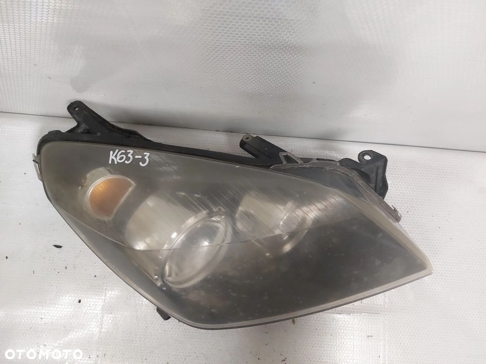 .  LAMPA PRZOD PRZEDNIA PRAWA OPEL ASTRA H - 2