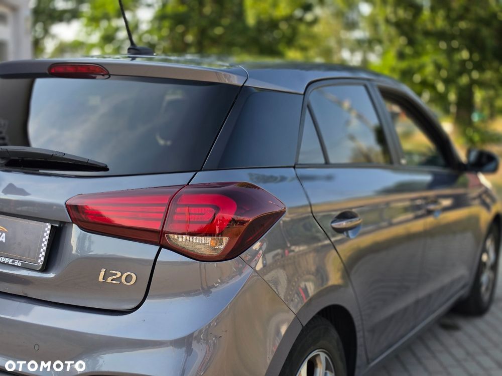 Hyundai i20 - 8