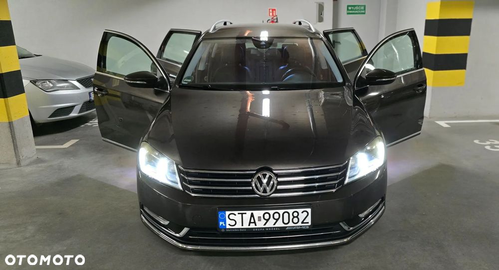Volkswagen Passat 2.0 TDI 4Motion DSG BlueMotion Tech Exclusive - 5