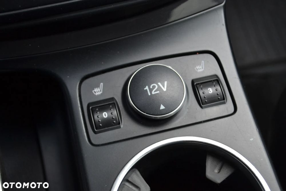 Ford Kuga - 23
