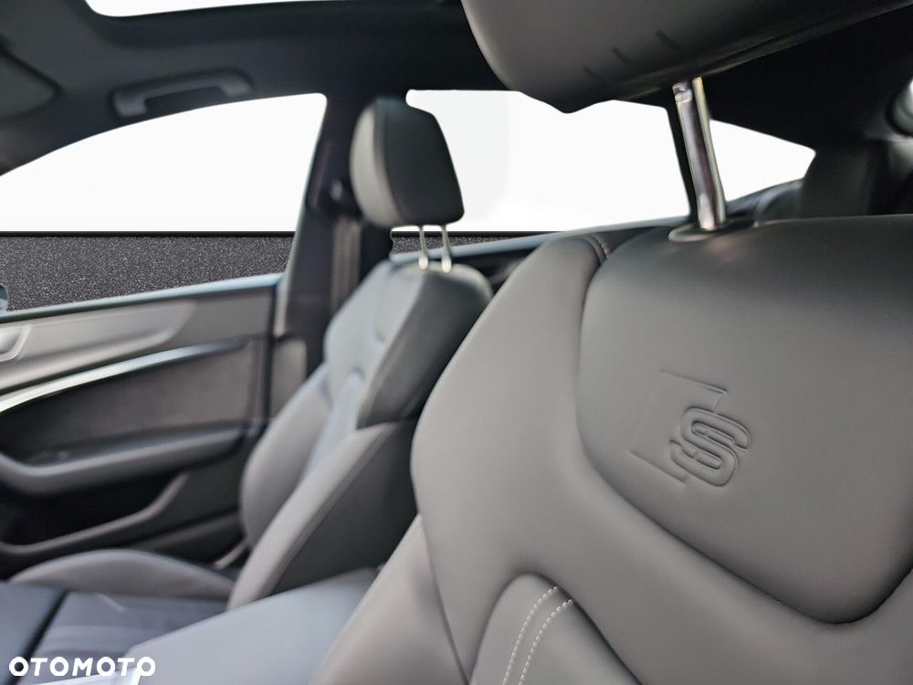 Audi A7 Sportback - 11